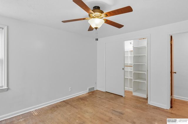 20 Martinview Road, Bellevue, NE 68005