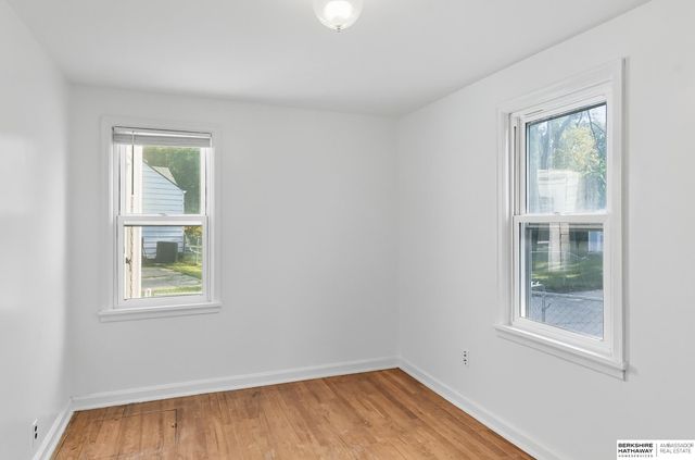 20 Martinview Road, Bellevue, NE 68005