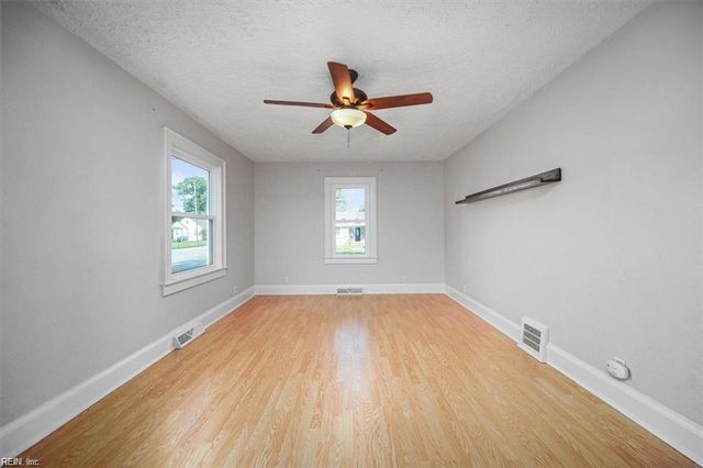 3820 Race ST, Portsmouth, VA 23707