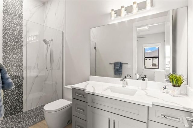 1512 NW 42nd AVE, Cape Coral, FL 33993