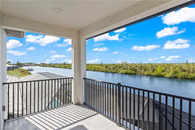 1512 NW 42nd AVE, Cape Coral, FL 33993