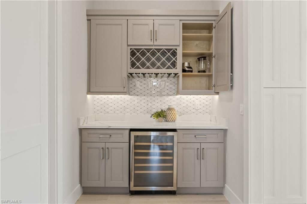 Image 33 of property listing at 1512 NW 42nd AVE, Cape Coral, FL 33993