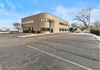 556 Washington Avenue, North Haven, CT 06473