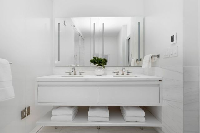 150 Seaport Blvd 20B, Boston, MA 02210