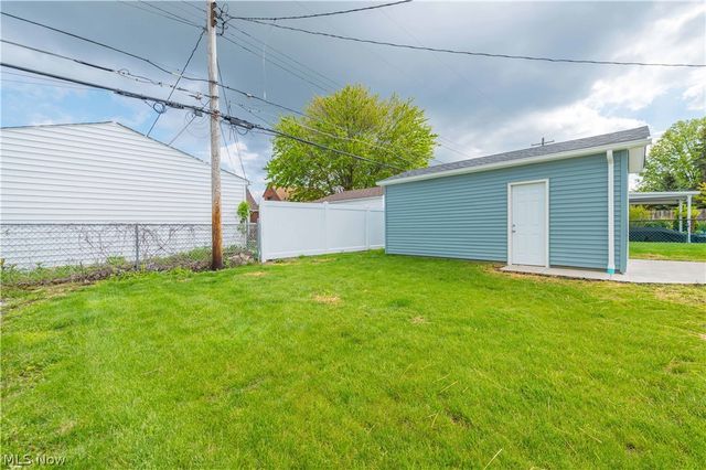 8012 Spring Garden Road, Parma, OH 44129