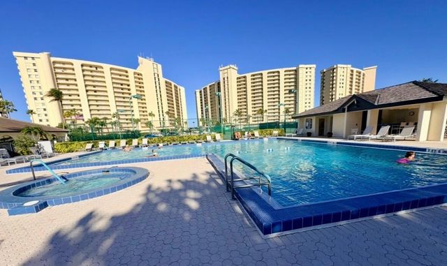 500 Ocean Trail Way 305, Jupiter, FL 33477