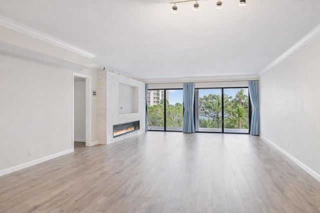 500 Ocean Trail Way 305, Jupiter, FL 33477