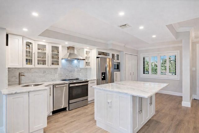 500 Ocean Trail Way 305, Jupiter, FL 33477