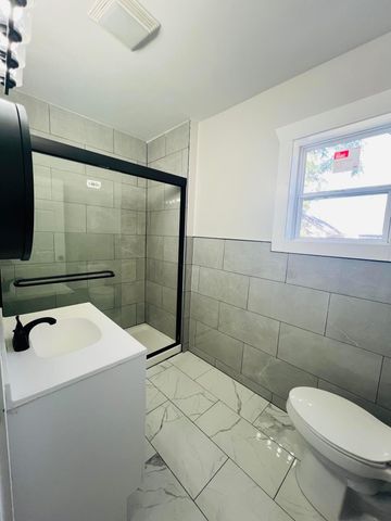 314 E Woodrow Avenue, Columbus, OH 43207