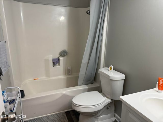 1688 Old Highway 95, Lenoir City, TN 37771