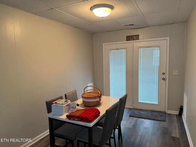 1688 Old Highway 95, Lenoir City, TN 37771