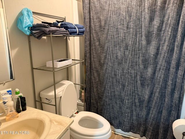 1688 Old Highway 95, Lenoir City, TN 37771