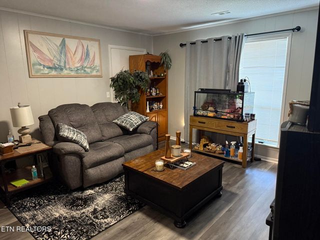 1688 Old Highway 95, Lenoir City, TN 37771