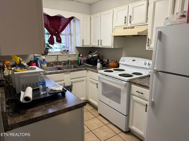 1688 Old Highway 95, Lenoir City, TN 37771