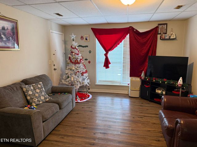 1688 Old Highway 95, Lenoir City, TN 37771