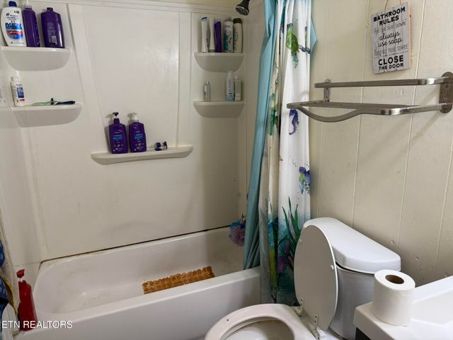 1688 Old Highway 95, Lenoir City, TN 37771