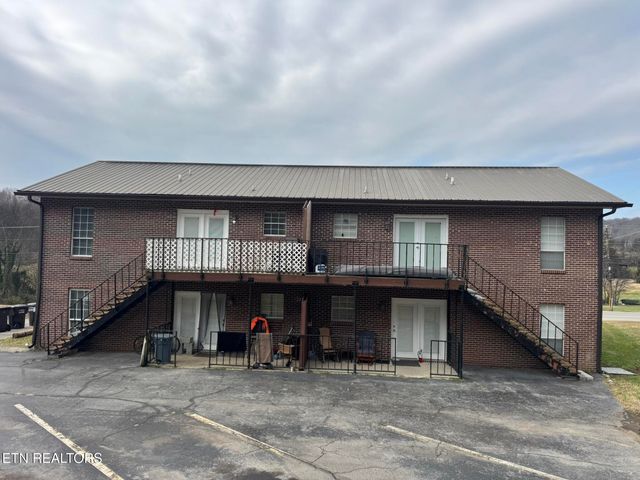 1688 Old Highway 95, Lenoir City, TN 37771