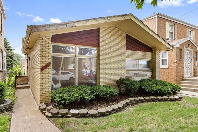 8716 S Merrill Avenue, Chicago, IL 60617