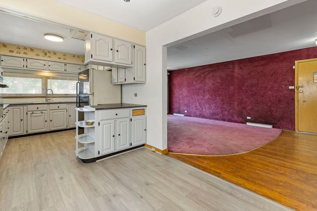 8716 S Merrill Avenue, Chicago, IL 60617