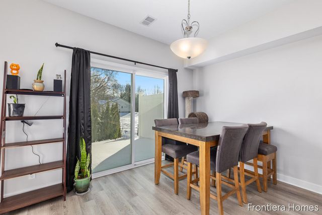 13624 Signature Drive, Holland, MI 49424