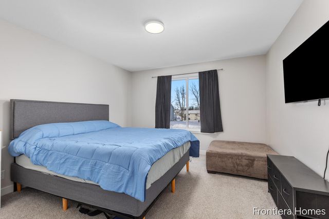 13624 Signature Drive, Holland, MI 49424