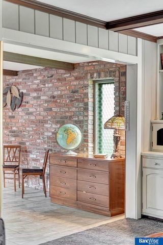 5815 Saint Paul Avenue, Lincoln, NE 68507