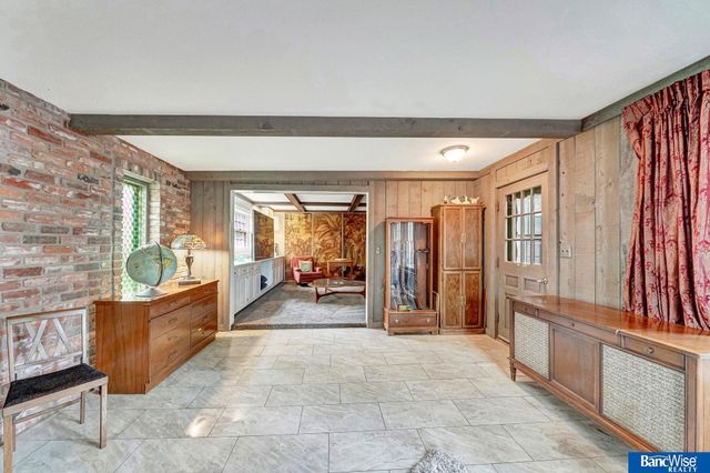 5815 Saint Paul Avenue, Lincoln, NE 68507