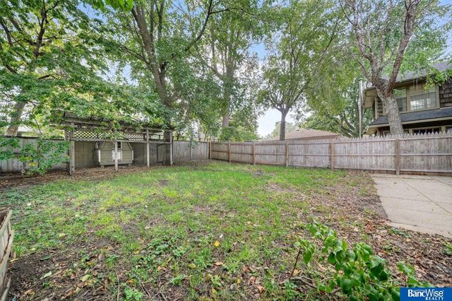 5815 Saint Paul Avenue, Lincoln, NE 68507