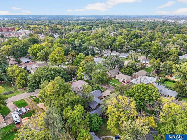 5815 Saint Paul Avenue, Lincoln, NE 68507