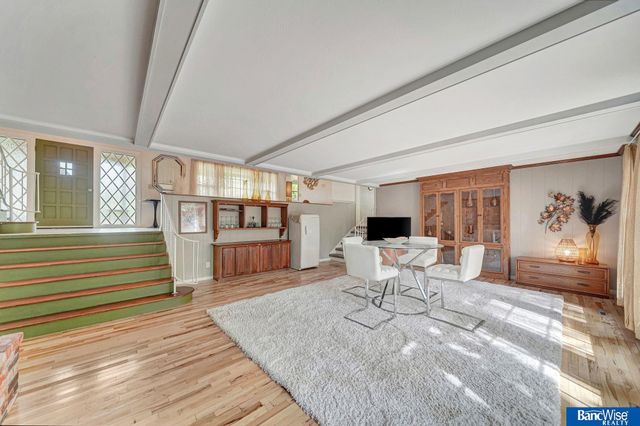 5815 Saint Paul Avenue, Lincoln, NE 68507