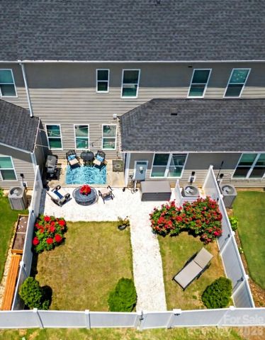 5023 American Bittern Lane, Charlotte, NC 28214