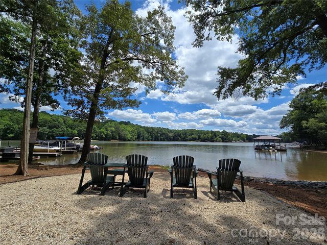 5023 American Bittern Lane, Charlotte, NC 28214