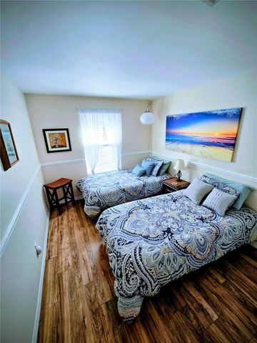 742 ARTHURS COURT, Tarpon Springs, FL 34689