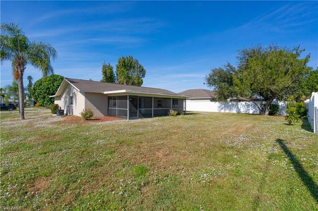 1327 SE 21st AVE, Cape Coral, FL 33990