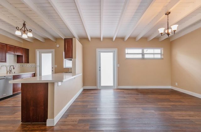 3137 SW 15th St, Fort Lauderdale, FL 33312