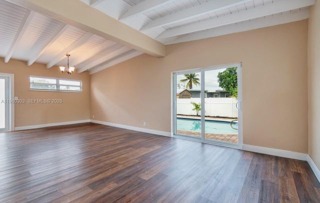 3137 SW 15th St, Fort Lauderdale, FL 33312