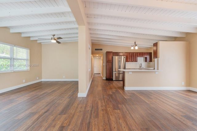 3137 SW 15th St, Fort Lauderdale, FL 33312