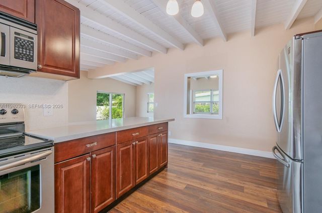 3137 SW 15th St, Fort Lauderdale, FL 33312