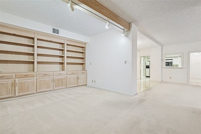 5200 Keller Springs Road 821, Dallas, TX 75248
