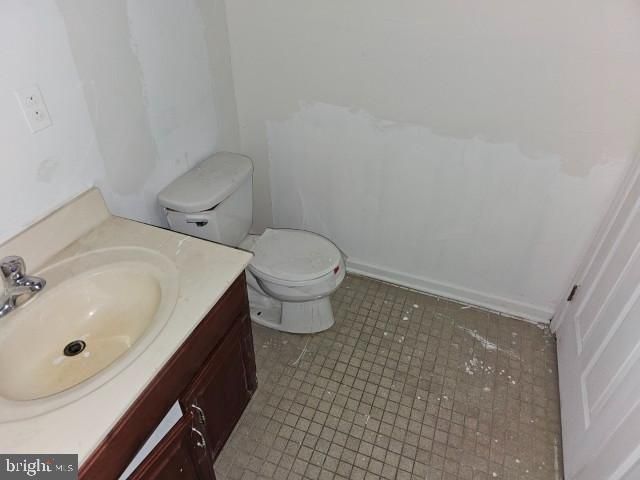 3333 N LAWRENCE ST, Philadelphia, PA 19140