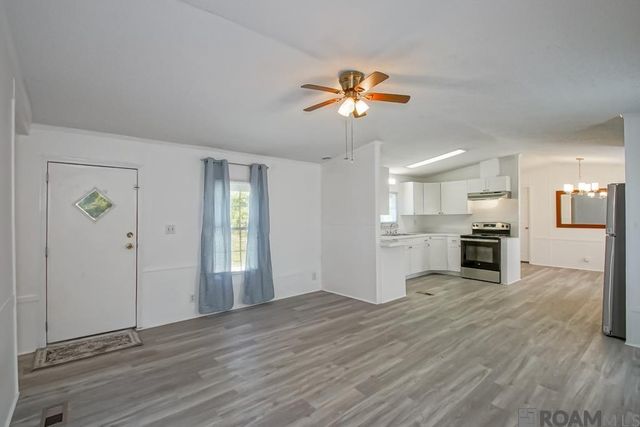 21044 La Hwy 16, Denham Springs, LA 70726