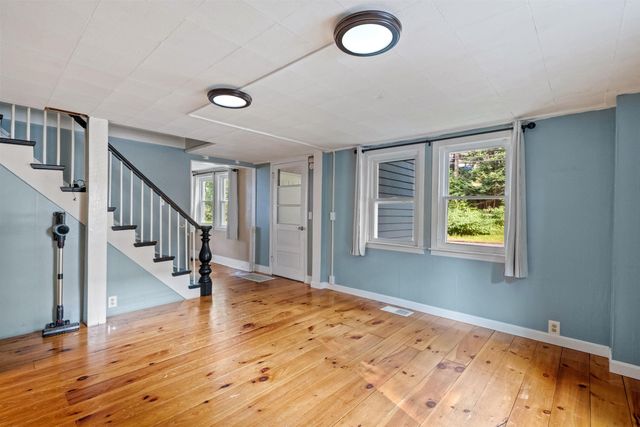 194 Pleasant Street, Bristol, NH 03222