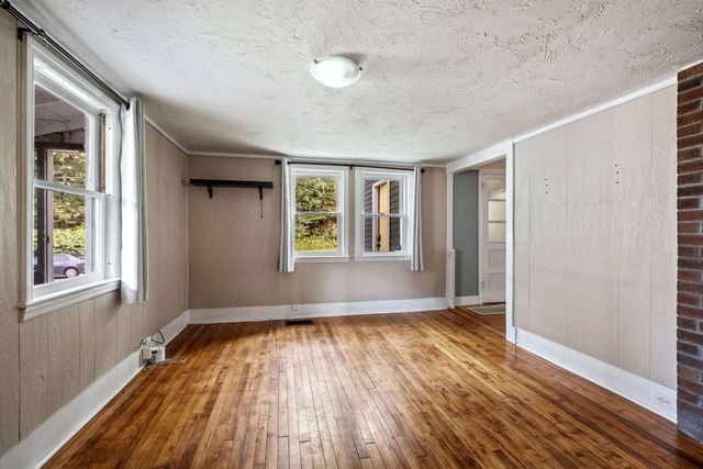 194 Pleasant Street, Bristol, NH 03222