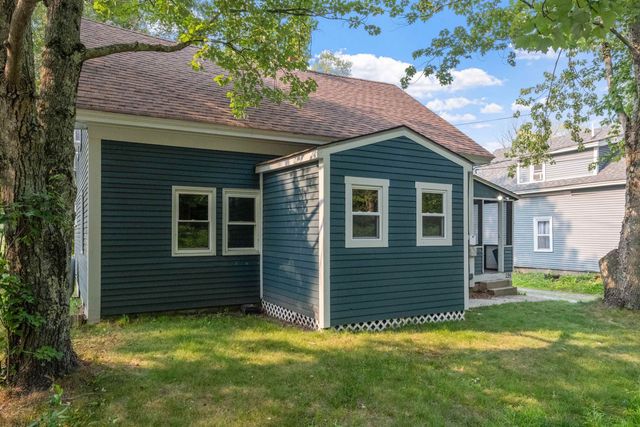 194 Pleasant Street, Bristol, NH 03222