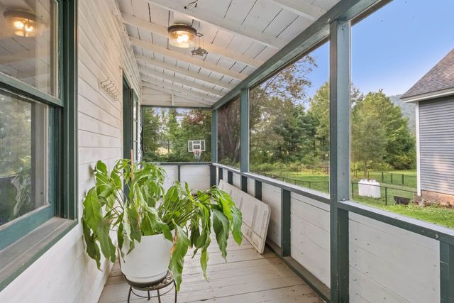 194 Pleasant Street, Bristol, NH 03222