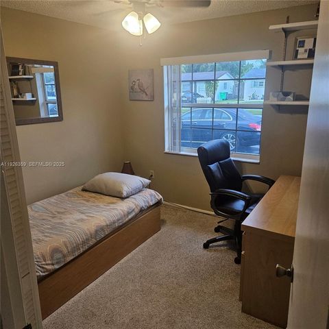 11461 NW 45th Pl, Sunrise, FL 33323