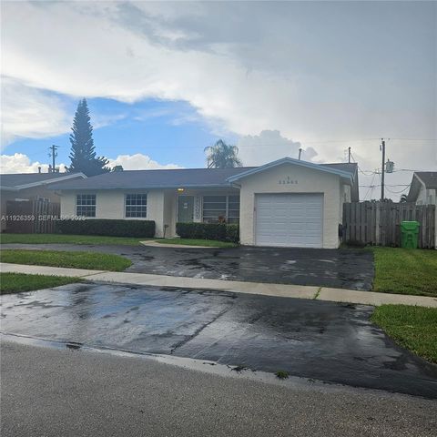 11461 NW 45th Pl, Sunrise, FL 33323