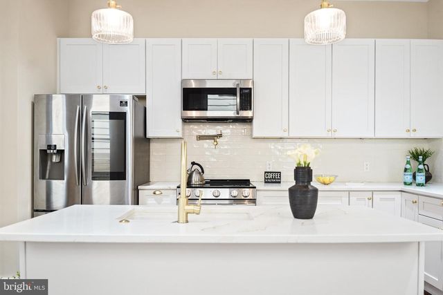 2321 HIGH ST SE, Washington, DC 20020