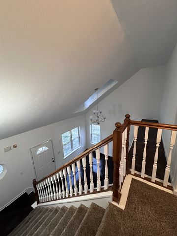 512 Grayson Ct, La Vergne, TN 37086