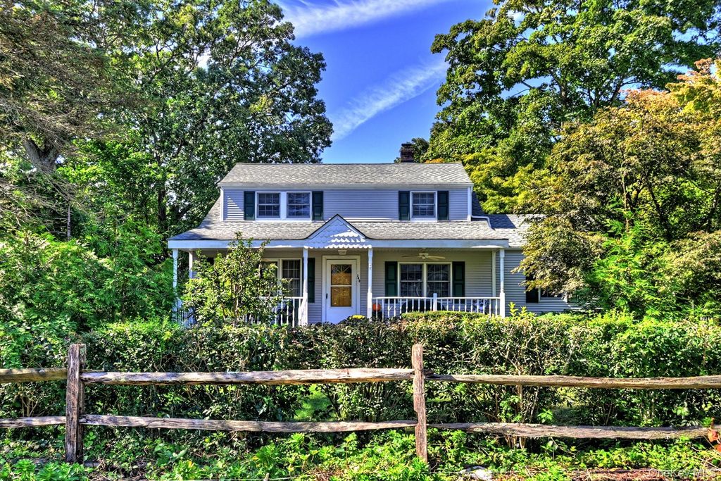 240 Washington Avenue, Saint James, NY 11780 — photo 3